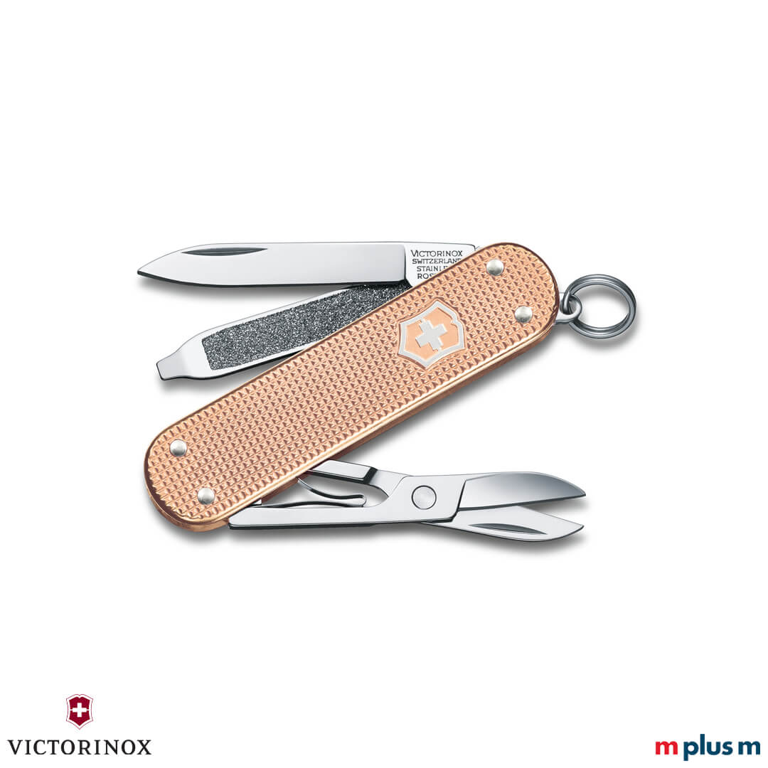 Victorinox Classic SD Alox in Fresh Peach Apricot – kompaktes Schweizer Werbemesser mit farbigen Alox-Schalen