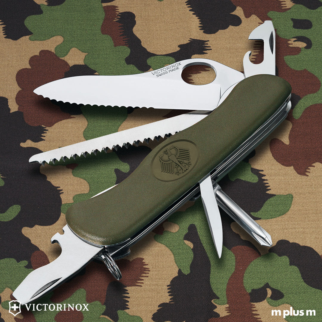 Victorinox Soldatenmesser 08 mit Logo-Prägung