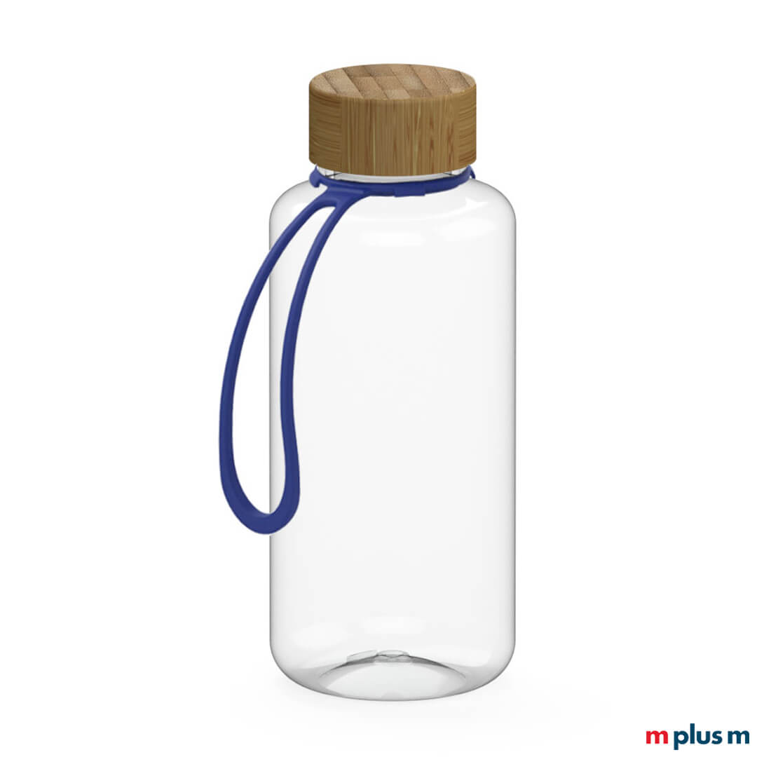 Die transparente 'Natural' Trinkflasche fasst 1 Liter und wird nachhaltig in Deutschland produziert. Mit Logo Druck ein nachhaltiger Werbeartikel