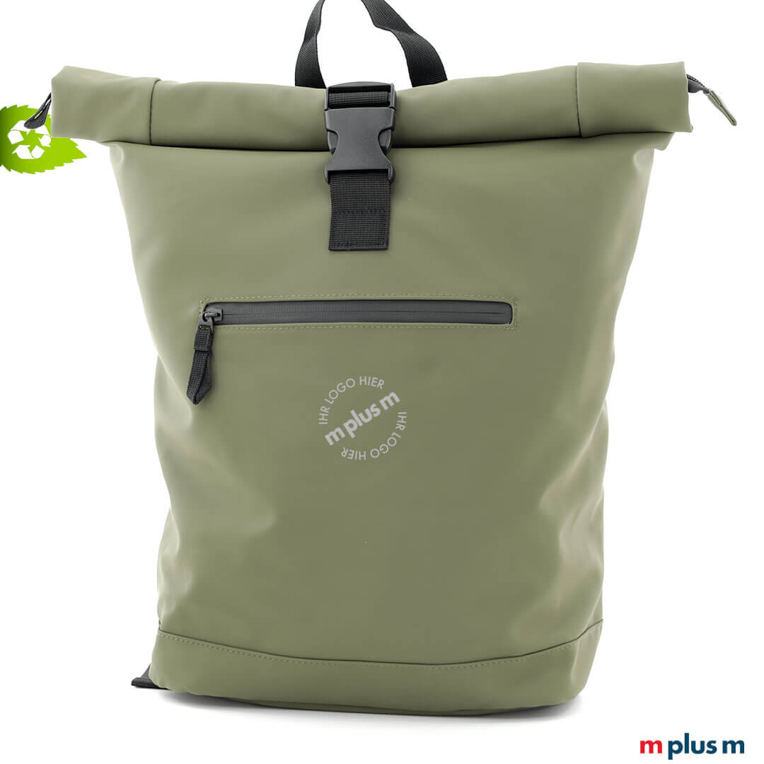 Wasserfester AquaPack Laptop Rucksack aus recycling Material in Farbe Oliv mit Logo Druck