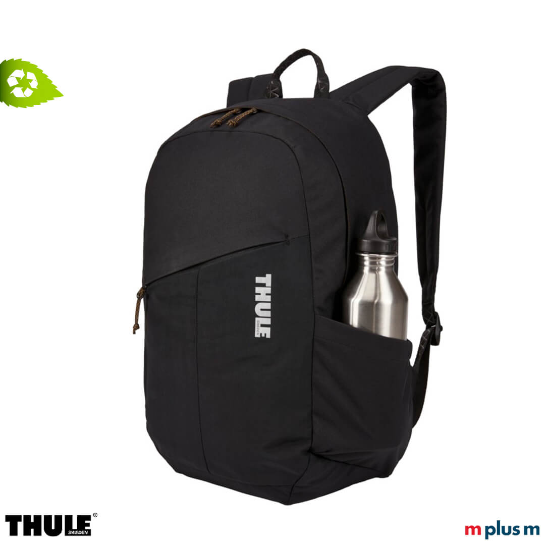 Nachhaltiger Rucksack aus recycelten Materialien als umweltbewusstes Onboarding-Geschenk