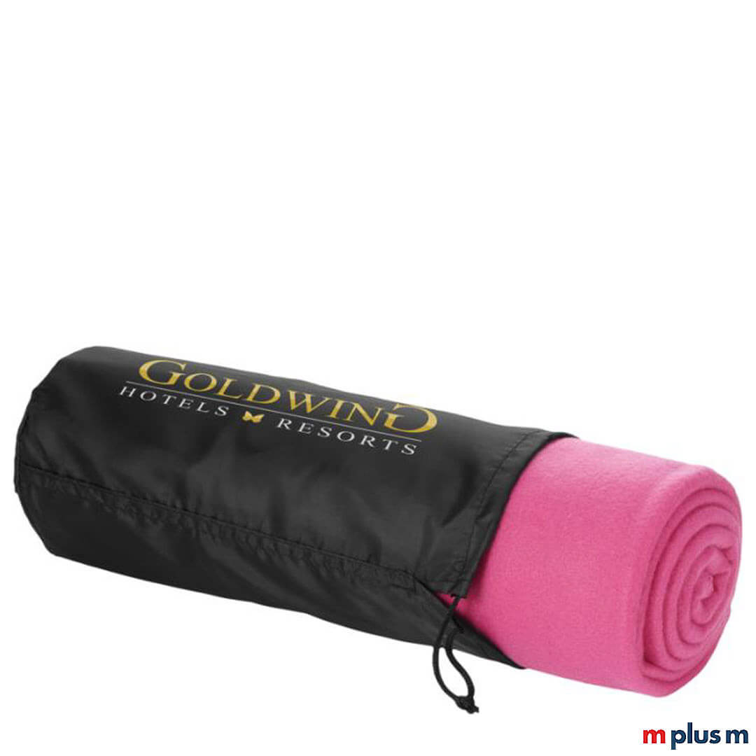 Die einfarbige 'Huggy' Decke besteht aus 100% Polarfleece. Die Decke wird mit einem praktischen Beutel mit Kordelzugverschluss geliefert.