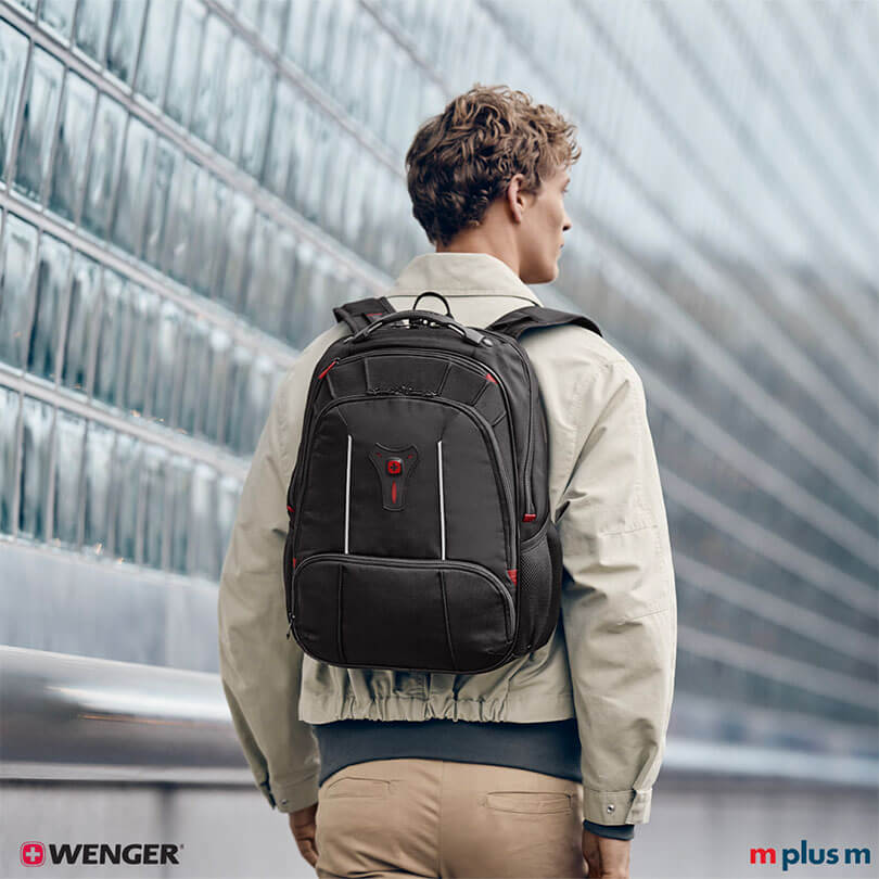 Wenger Legacy Laptop Rucksack schwarz mit Organizerfach für Kabel und Ladegeräte, praktischer Businessrucksack modern mit Logo Druck personalisieren