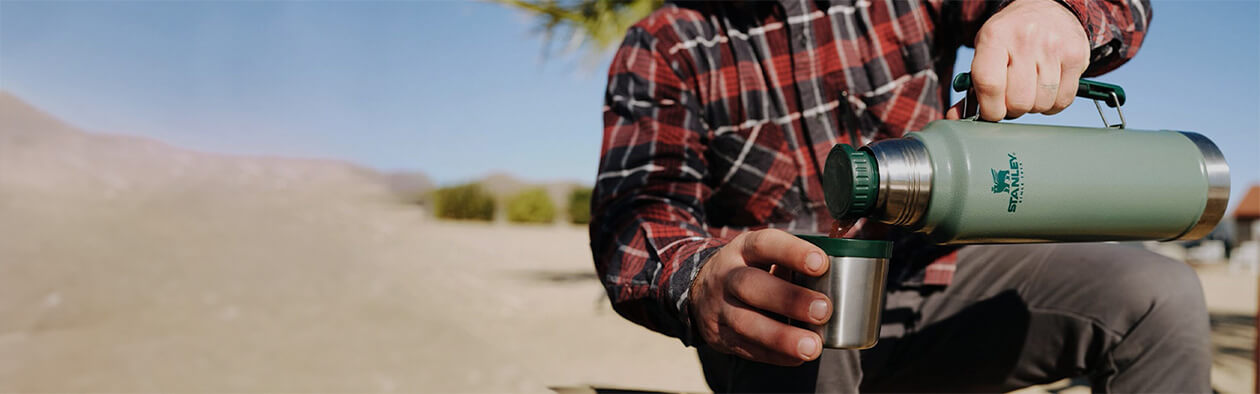 Stanley Classic Legendary Bottle - Banner 