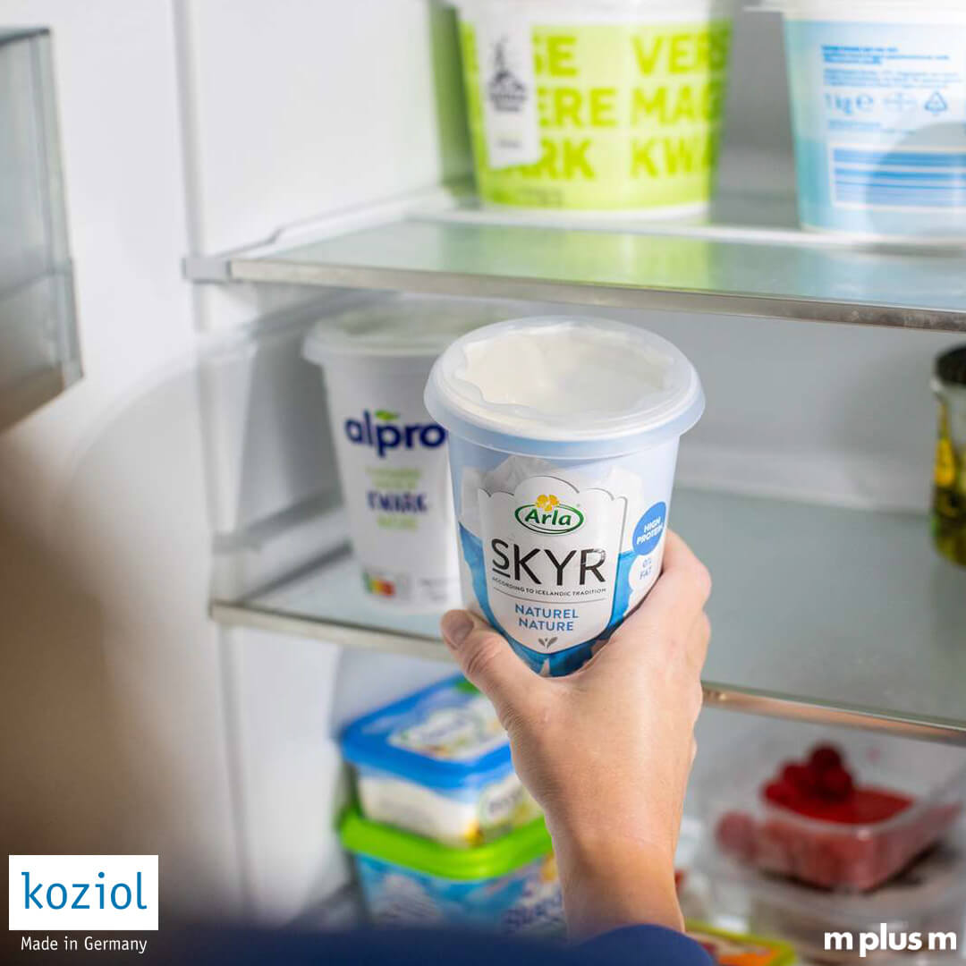 Koziol Fresh Frischedeckel Mehrwegdeckel auf Joghurt