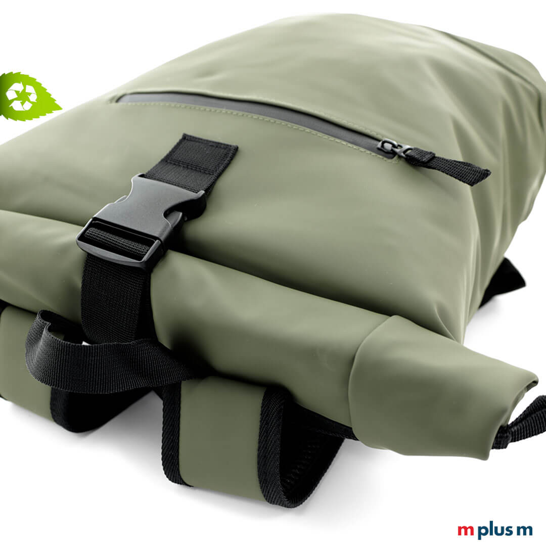 Wasserfester Laptop Rucksack AquaPack aus recycling Material in Farbe Oliv mit Logo bedrucken